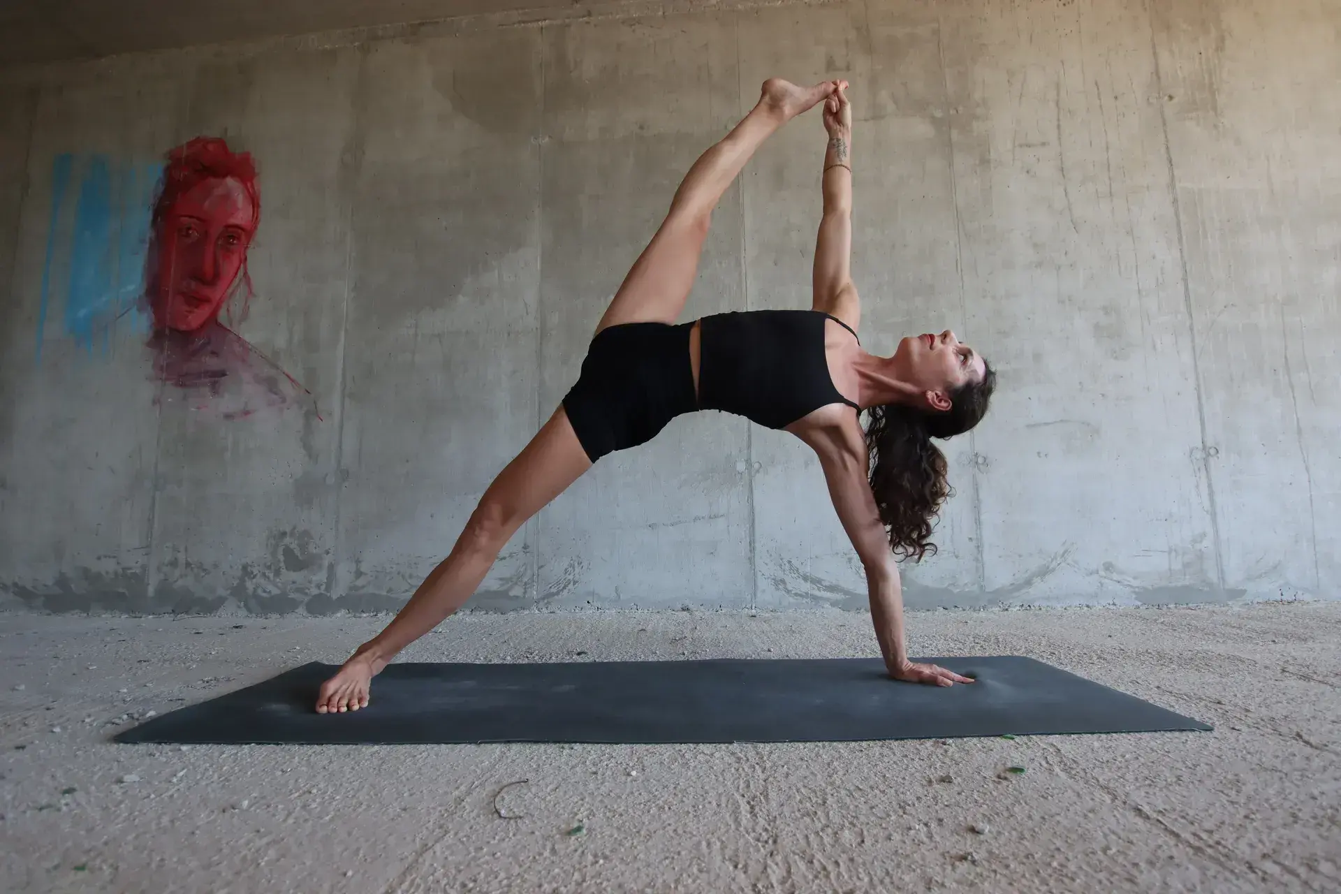 Jelena teaching Ashtanga yoga sequence